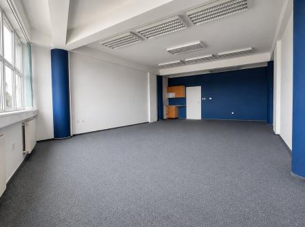 Pronájem kanceláře, 57 m²