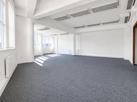Pronájem kanceláře, 163 m²