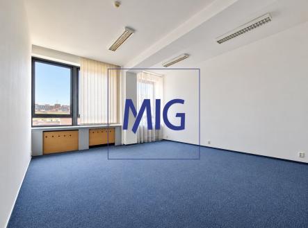 Pronájem kanceláře, 364 m²