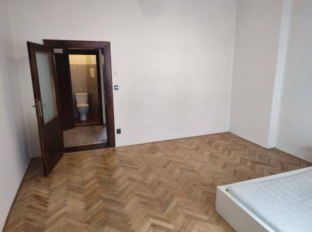 Pronájem bytu, 1+1, 40 m²