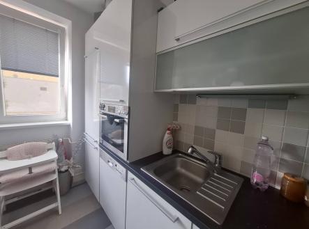 Prodej bytu, 2+1, 60 m²