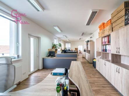 Prodej komerčního objektu, sklad, 2 178 m²