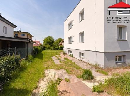 Prodej - nájemní dům, 270 m²