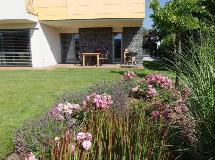 Pronájem domu/vily, 260 m²