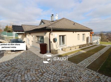 Pronájem domu/vily, 200 m²