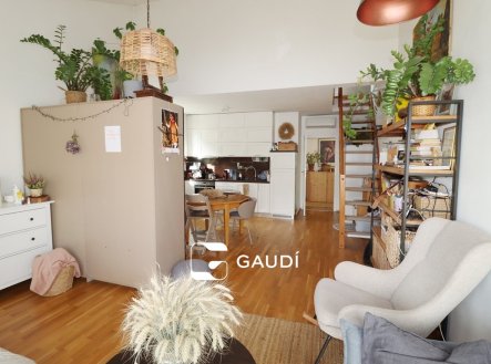 Pronájem bytu, atypický, 60 m²