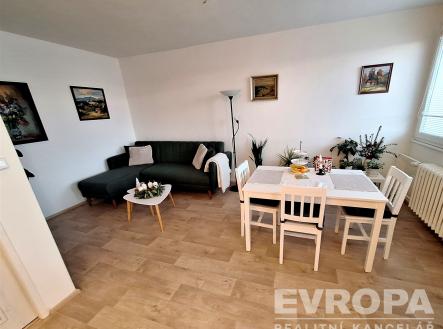 Pronájem bytu, 3+kk, 57 m²