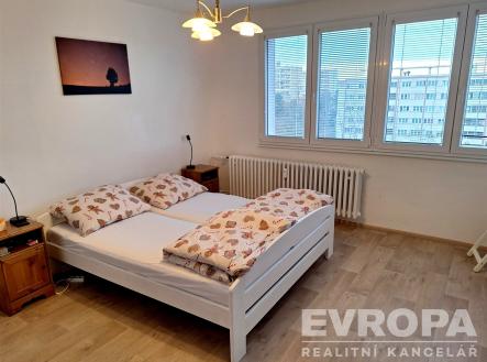 Pronájem bytu, 3+kk, 57 m²