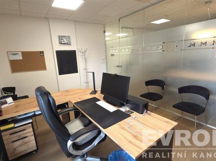 Pronájem kanceláře, 17 m²