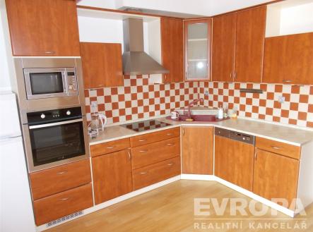 Pronájem bytu, 2+1, 62 m²