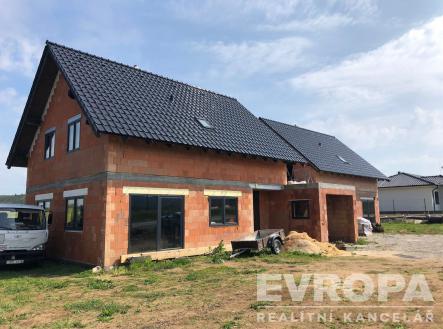 Prodej - dům/vila, 192 m² obrázek