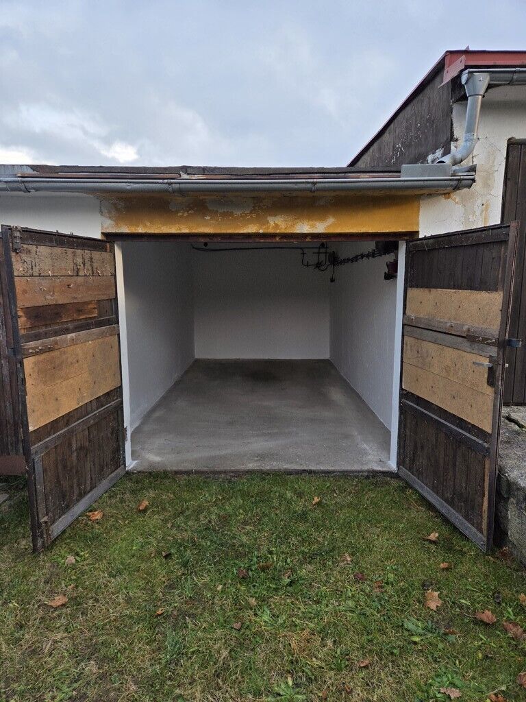 Pronájem zděné řadové garáže v atraktivní lokalitě Liberce - Ruprechtice, ul. Na Cvičišti