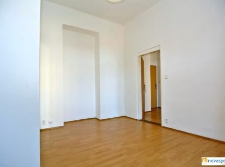 Pronájem bytu, 1+1, 35 m²