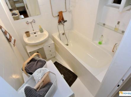 Pronájem bytu, 1+kk, 26 m²