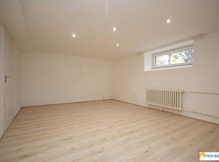 Pronájem bytu, 2+1, 70 m²