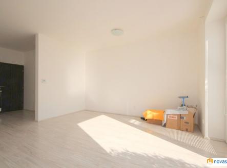 Pronájem bytu, 1+kk, 40 m²
