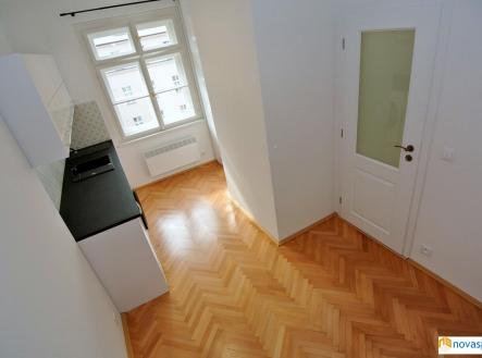 Pronájem bytu, 1+kk, 21 m²