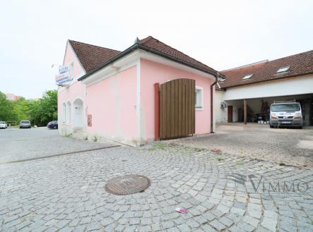 Prodej - obchodní prostor, 275 m²
