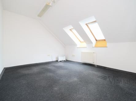 Prodej obchodní prostor, 275 m²