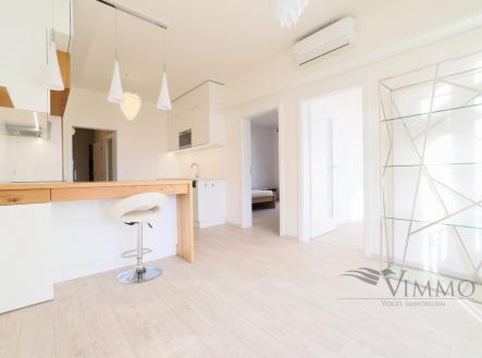 Pronájem bytu, 4+kk, 80 m²