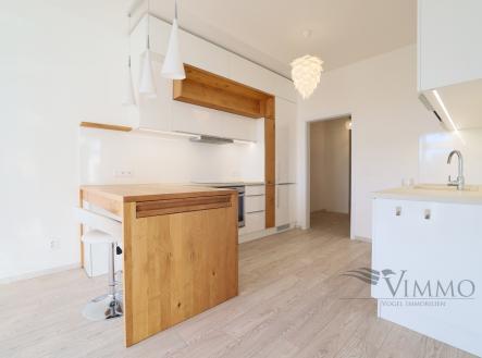 Pronájem bytu, 4+kk, 80 m²