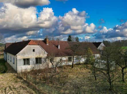 Prodej zemědělského objektu, 5 058 m²