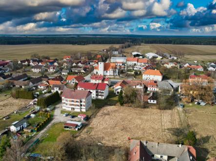 Prodej pozemku pro bydlení, 3 033 m²