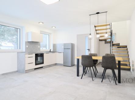 Pronájem bytu, 3+kk, 80 m²