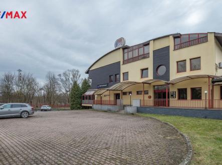 Prodej - obchodní prostor, 714 m² obrázek