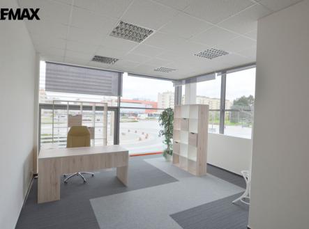 Pronájem kanceláře, 28 m²