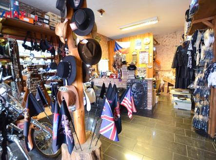 Prodej obchodní prostor, 180 m²