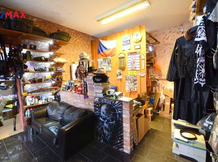 Prodej obchodní prostor, 180 m²