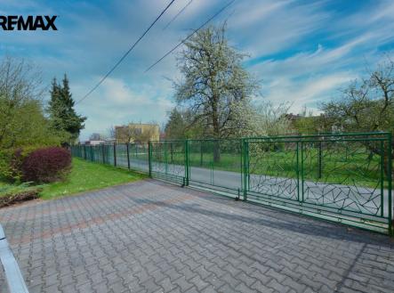 Prodej pozemku pro bydlení, 1 058 m²