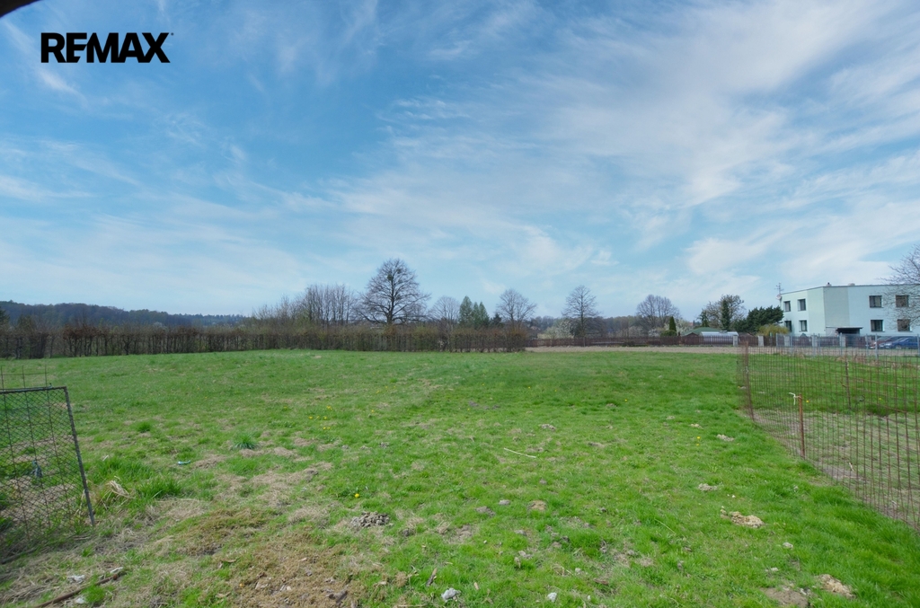 pozemek2.jpg
