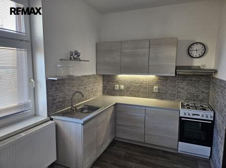 Pronájem bytu, 1+1, 39 m²