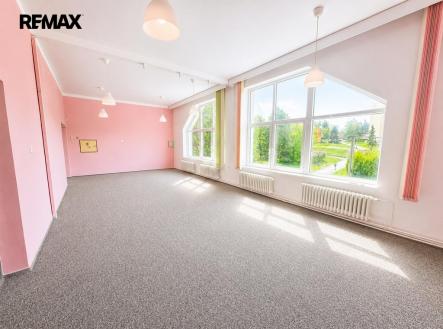 Pronájem obchodní prostor, 53 m²