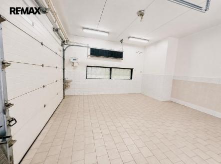 Pronájem obchodní prostory, 60 m²
