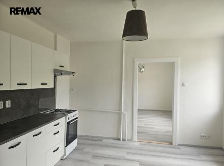 Pronájem bytu, 2+kk, 38 m²