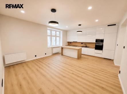 Pronájem bytu, 3+kk, 104 m²