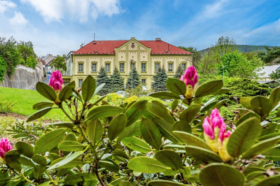 Prodej komerčního objektu 515m2, Klášterec nad Ohří