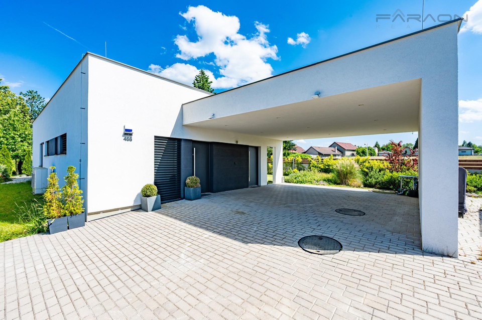 Prodej pasivního domu (A) 3+1 s bazénem, Praha východ - Mukařov 