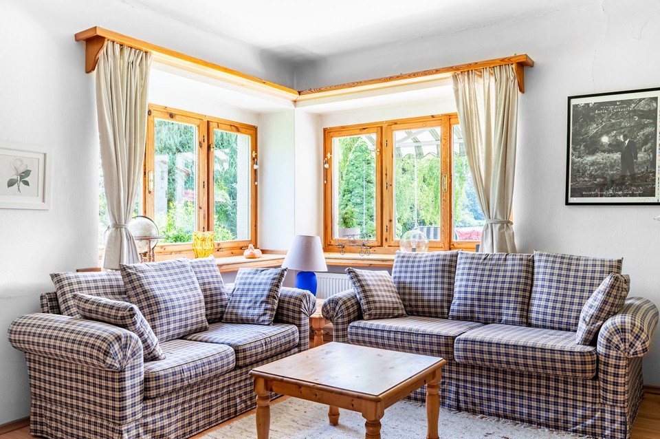 Prodej zděného domu (205m2), pozemek 1328m2, Jevany