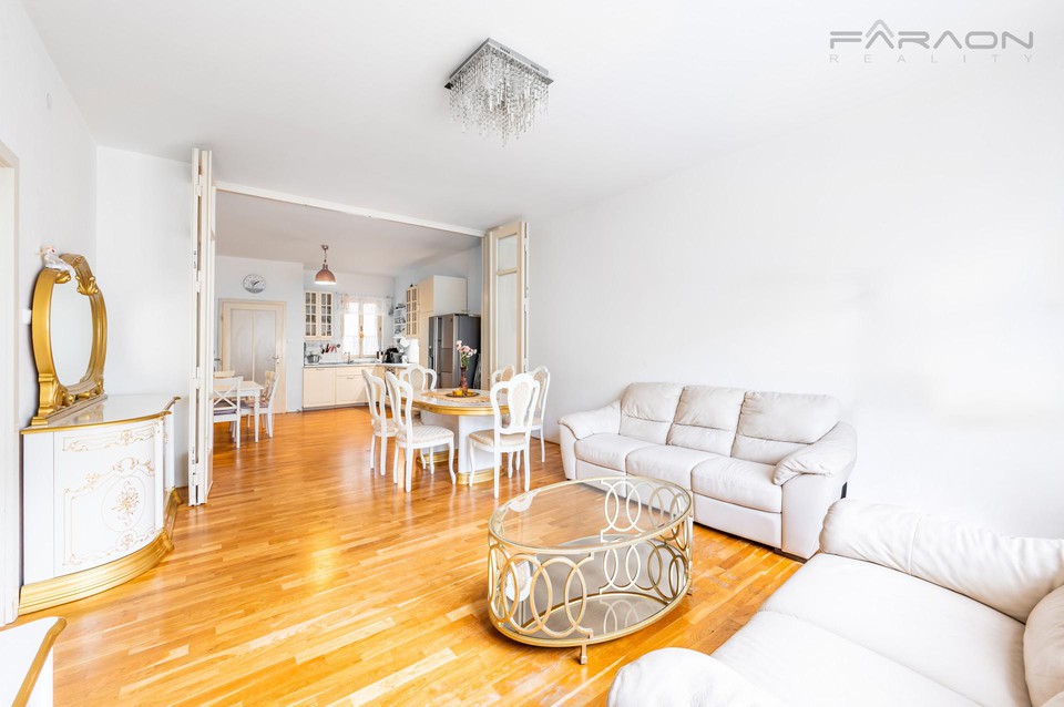 Prodej bytu 4+1 (105 m2) s balkónem, Praha 5 - Smíchov