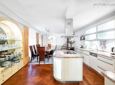 Prodej bytu, 4+kk, 142 m²