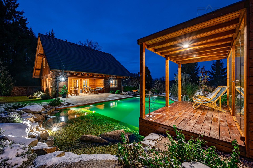 Prodej roubené chalupy 194 m2, pozemek 1001 m2, Kamenná Lhota - Borotín