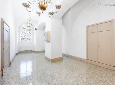 Pronájem komerčního objektu, jiný, 106 m²