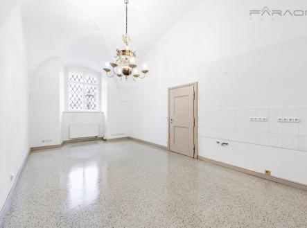 Pronájem komerčního objektu, jiný, 106 m²