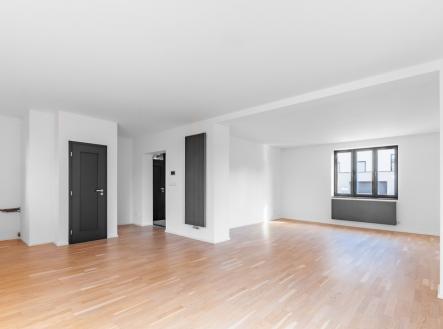 Prodej kanceláře, 338 m²