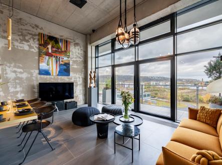 Prodej bytu, 1+kk, 93 m²