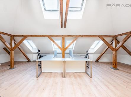 Pronájem kanceláře, 86 m²